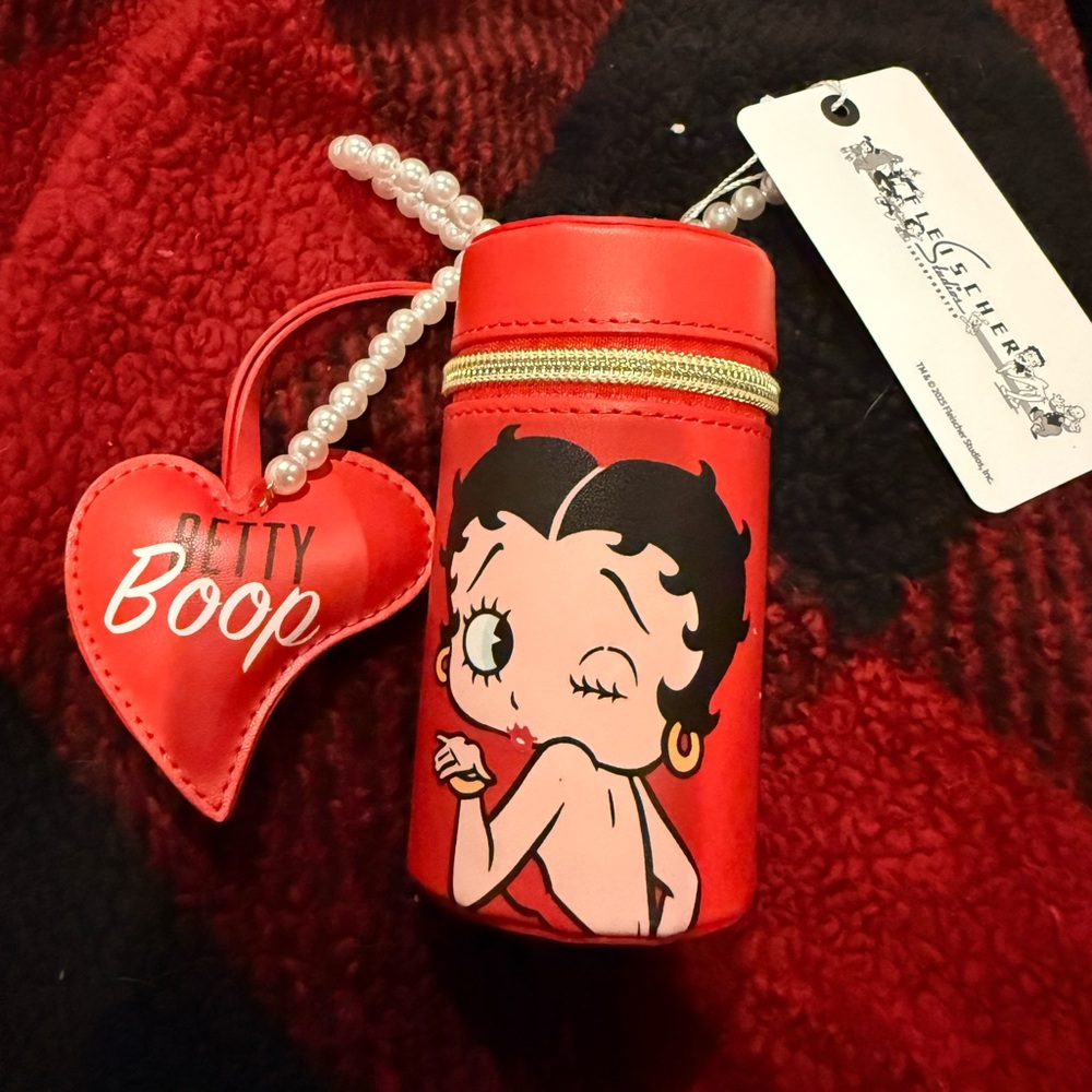 Red Betty Boop Cylinder Bag in red leather large size cylinder for more storage